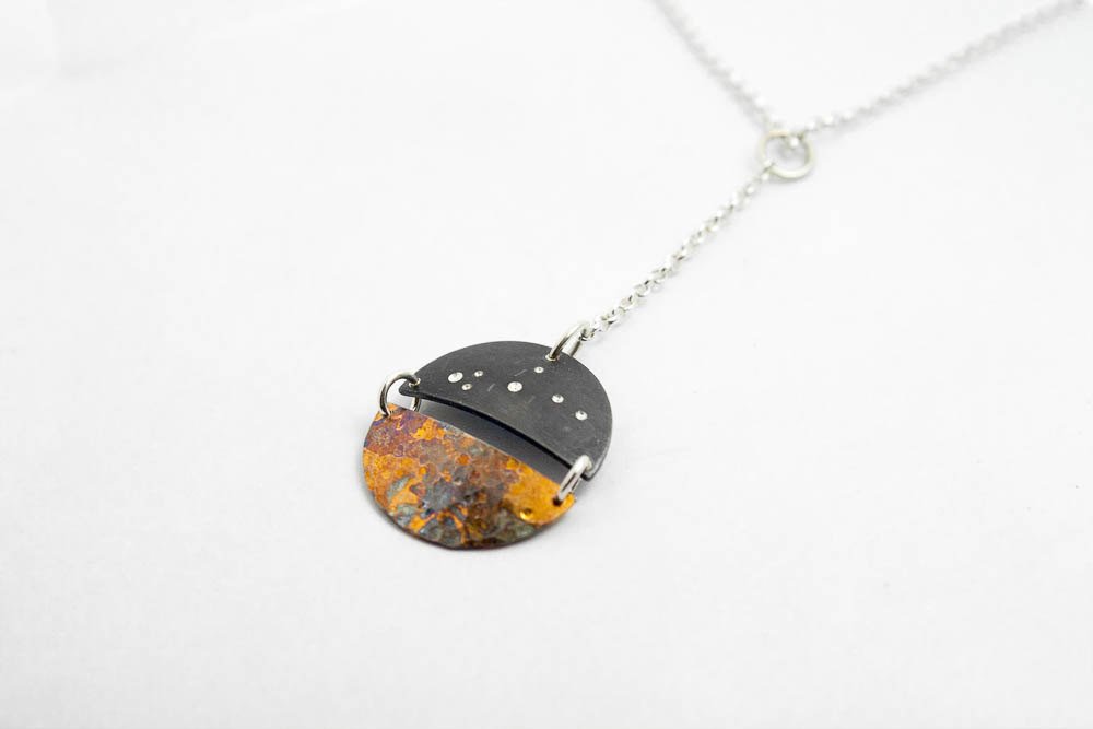 v2designworks's tweet photo. Night Sky and Half Moon Lariat Necklace, Sterling Silver Moon … https://t.co/YR63MuQFzT #giftidea #AstronomyNecklace https://t.co/9rw18lNjJX