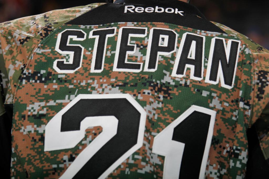 Camo jerseys for Veteran's Day  Boston bruins, Bruins hockey