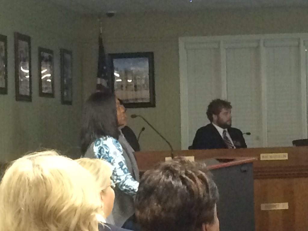 TeachReeder's tweet photo. Super proud that one of our Teacher Forum's own Lacrisa Darby presenting for the board on Mastery Connect. Wooo! https://t.co/NRpjPFV7Yt