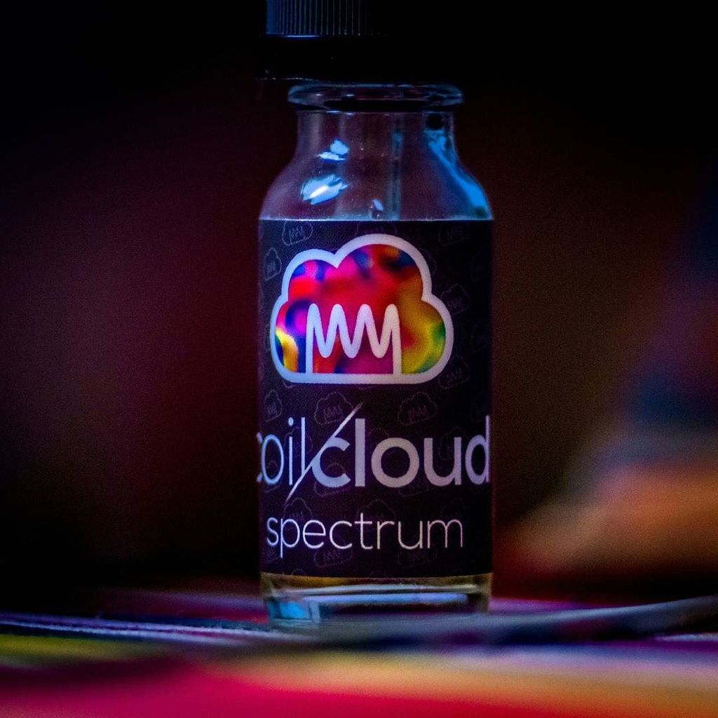 TheVapeKit's tweet photo. Dope shot of the #spectrum a delicious fruity sherbet #Coilandcloud #thevapekit #vapeporn #vapehooligans #calivaper… https://t.co/ZGz4mBHQgm