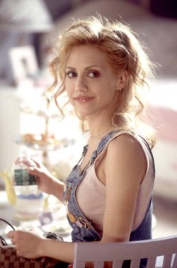 Happy birthday Brittany Murphy:( 