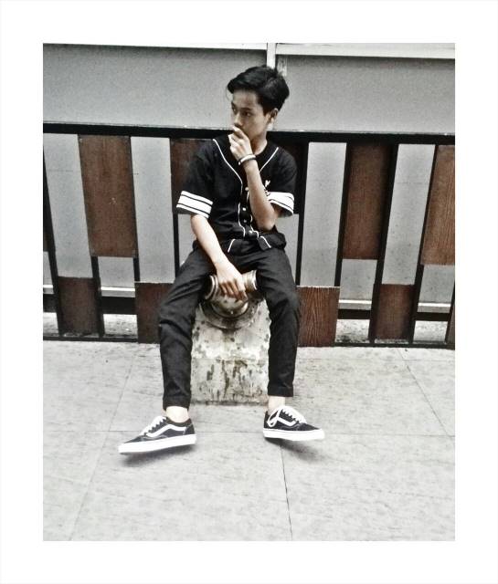 <a href="/vansofficialID/">VANS INDONESIA</a> <a href="/smilecloth/">Smile Punkanbaru</a>