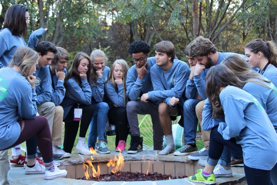 megancasey01's tweet photo. love this council and stuco state โค๏ธ #OASCSTATE2015 @2015OASCSTATE https://t.co/iKCDERFyID