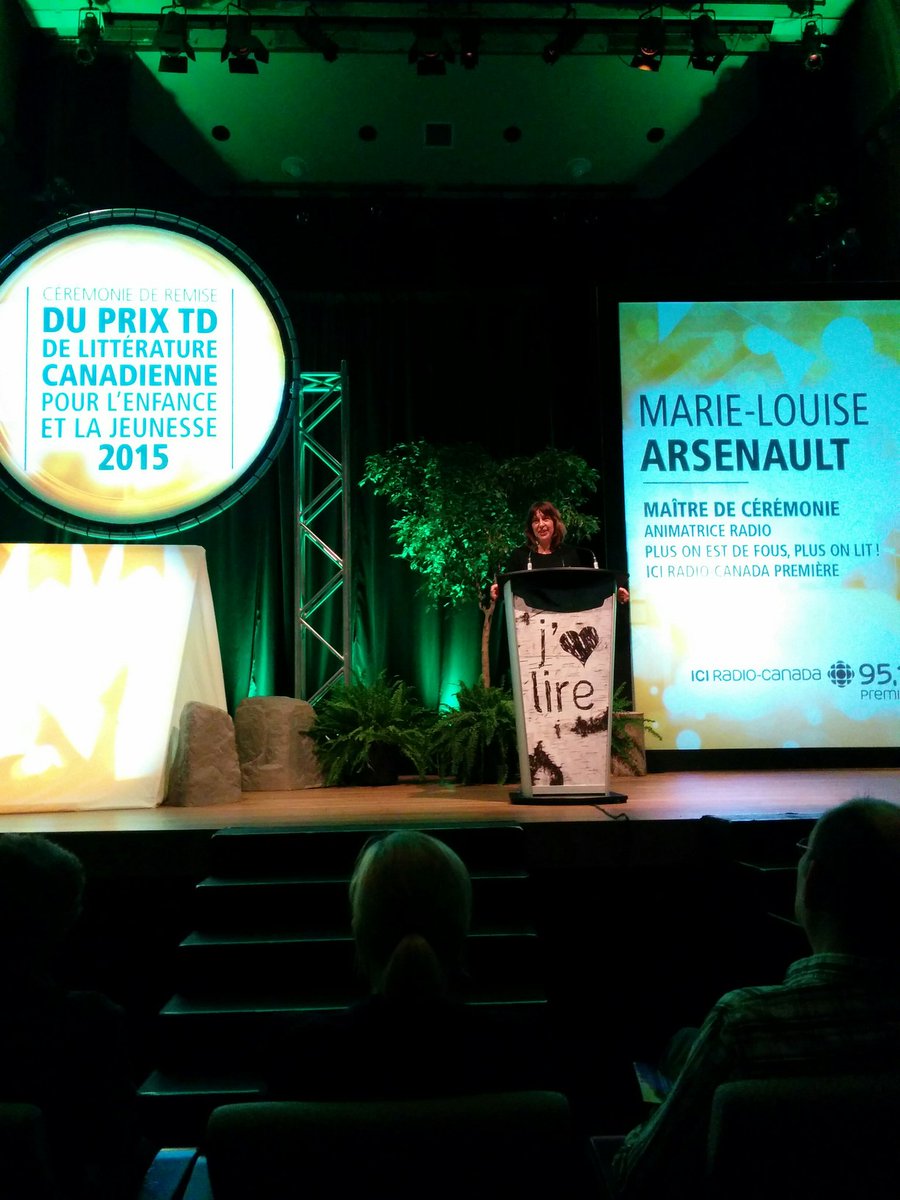 bibliomontreal's tweet photo. Remise du prix TD de littérature canadienne jeunesse 2015 avec @mlarsenault #prixtd2015 https://t.co/GbkJe701Q8