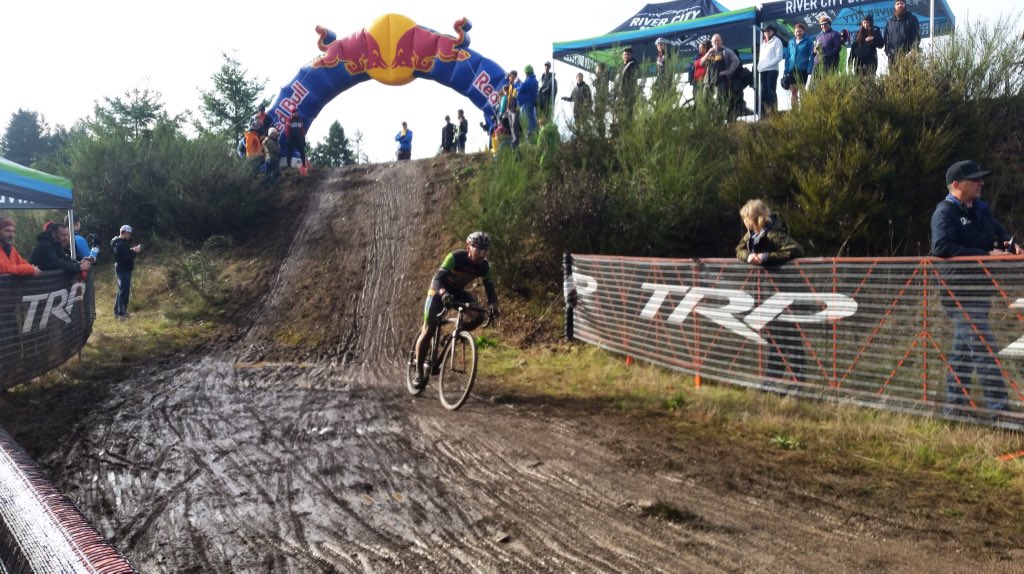 teamoregon's tweet photo. Finally we're getting that #cyclocross weather! https://t.co/n1366PKcps