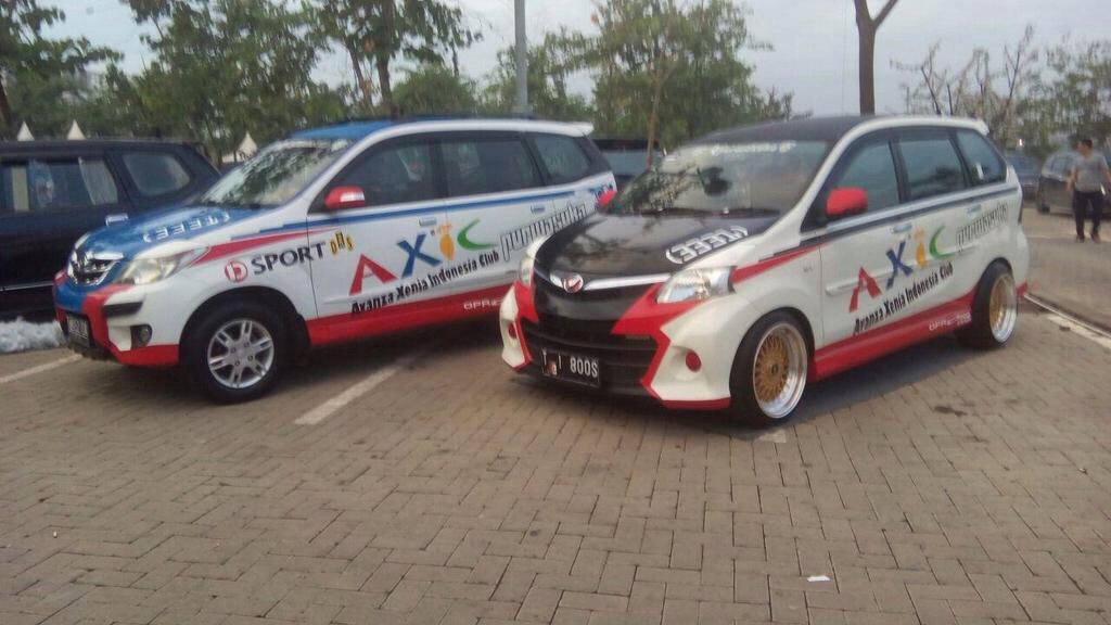 Ramaikan #ToyotaJamboree2015 bersama #AXIC. <a href="/ToyotaID/">Toyota Indonesia</a> <a href="/AXICinfo/">infoAXIC</a>