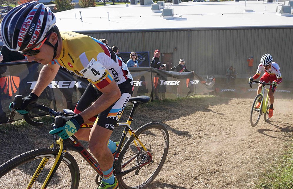 BicyclingMag's tweet photo. 8 habits fast cyclists swear by: https://t.co/Os3YynPd1U https://t.co/UYrebQyVBV