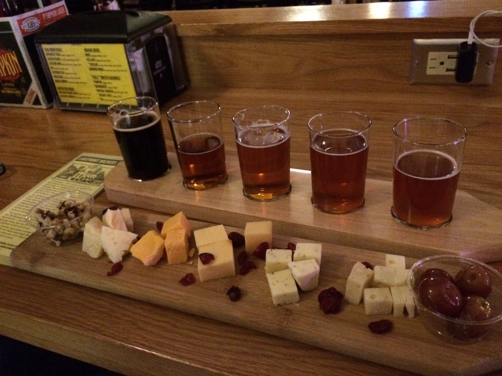 brewersbroad's tweet photo. First stop with the lovely @cazzwell and we had to stop at @lakefront. The oktoberfest is ON POINT #cheesecation https://t.co/d7rsyLn5JM