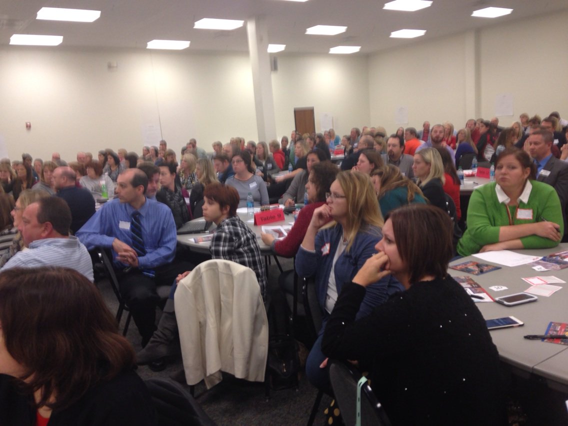 FoxElementary's tweet photo. Fox Forum CSIP Planning meeting at the C-6 Service Ctr. What a great turnout! #Foxcares!
#FoxC6Strong https://t.co/jHQWtdRrfY