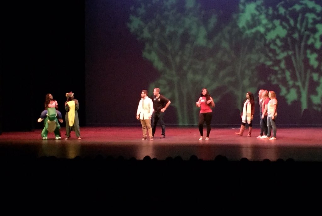 FSUSigEp's tweet photo. Skit Night? More like LIT Night #FSUSkitNight @FSUalphaphi @ZOAKAs https://t.co/t2aZAi0cHD