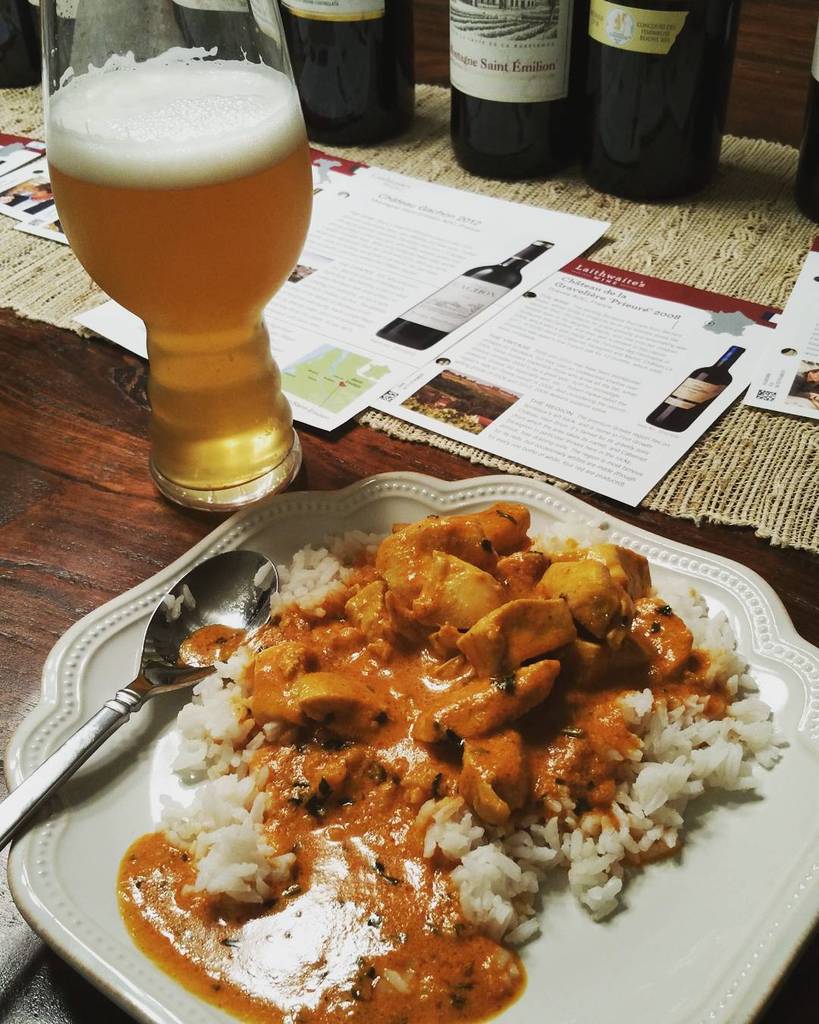 frybrews's tweet photo. Tonight it's homemade butter chicken and pale ale #frybrews #frybrewsatx #homebrew #frycoo… https://t.co/j0yKD71YNa https://t.co/2NhwnkUyCT