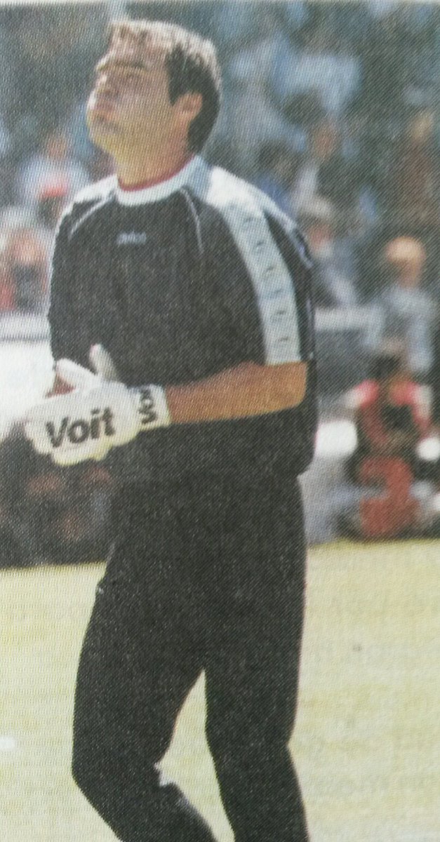 Nacho González, arquero de @tuzos en nuestro primer campeonato de primera división, vs <a href="/Cruz_Azul_FC/">Cruz Azul Futbol Club</a>.