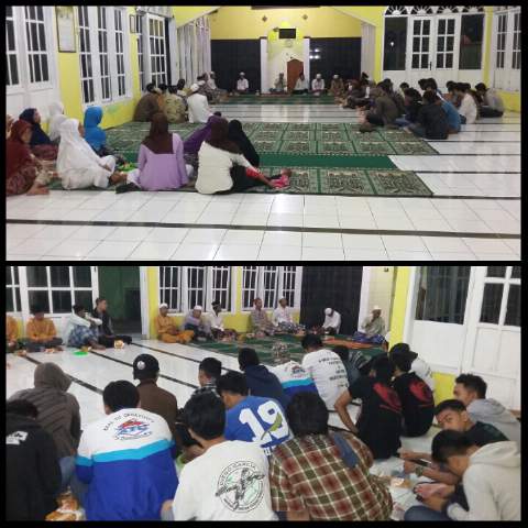 Kegiatan rutin DPC XTC Cirebo kota Sholawatan