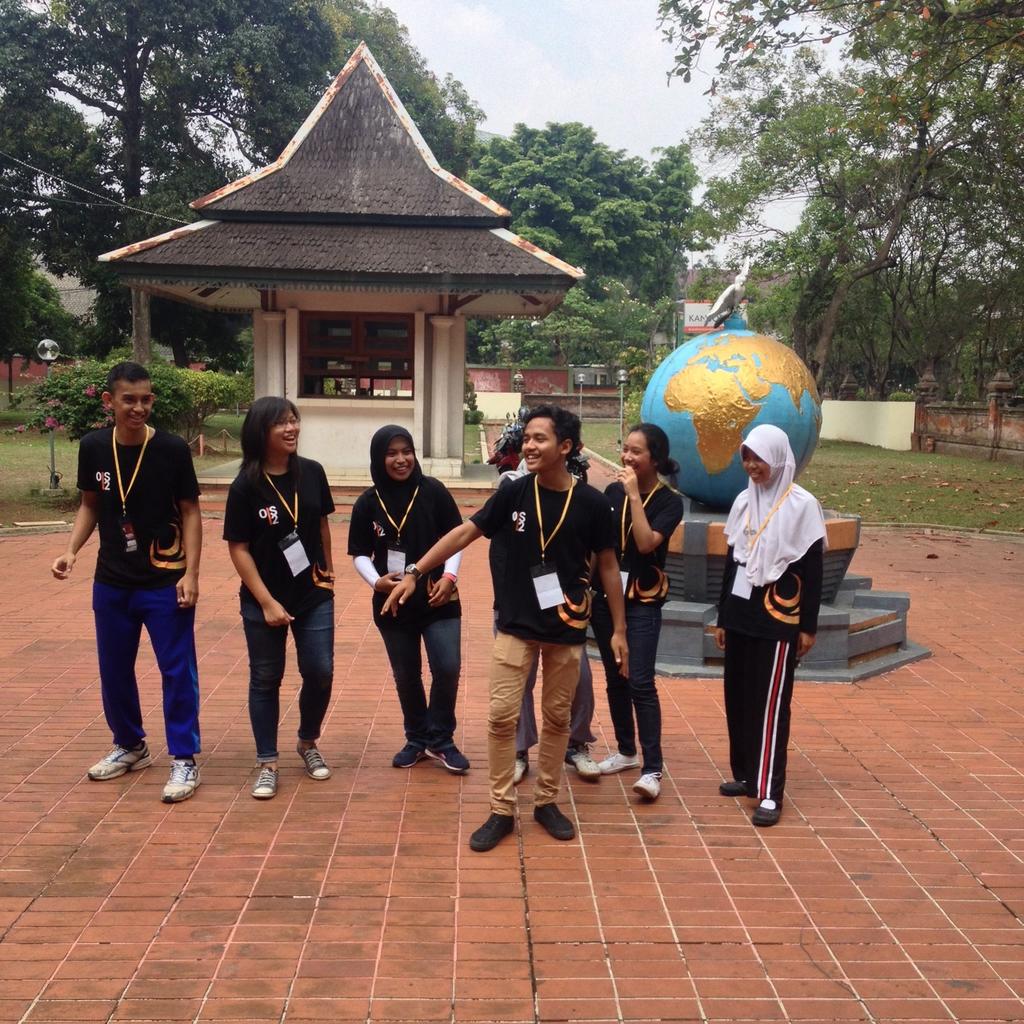 oisfisipui's tweet photo. Ga percaya ini yel yel? Yee by kelompok 5 #OIS12Update https://t.co/8BpMfDhuh6