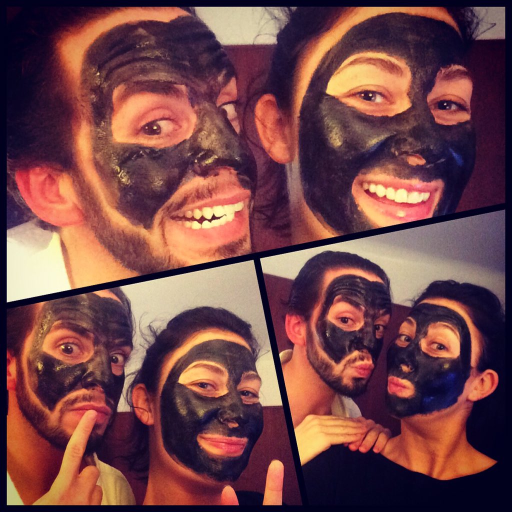 getting ready 4 tomorrow with my friend <a href="/MAC_Tom_S/">Tom Sapin</a> ! #prep #fun #mac #cameraready 😂⚫️😱 #whathappensinhotelrooms ...