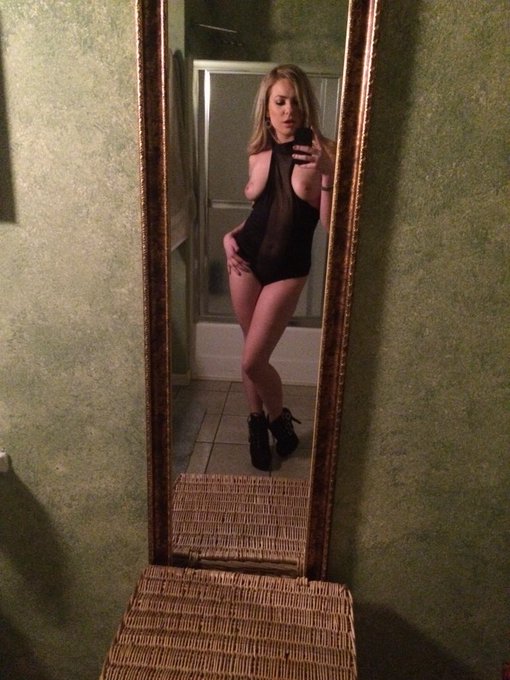 Great day in the dungeon today for 1 of my favorite companies @NSDSxxx. Hair and makeup by @XmelissamakeupX<a href="/tag/ivyleague"class="tags"><span>#ivyleague</span></a>