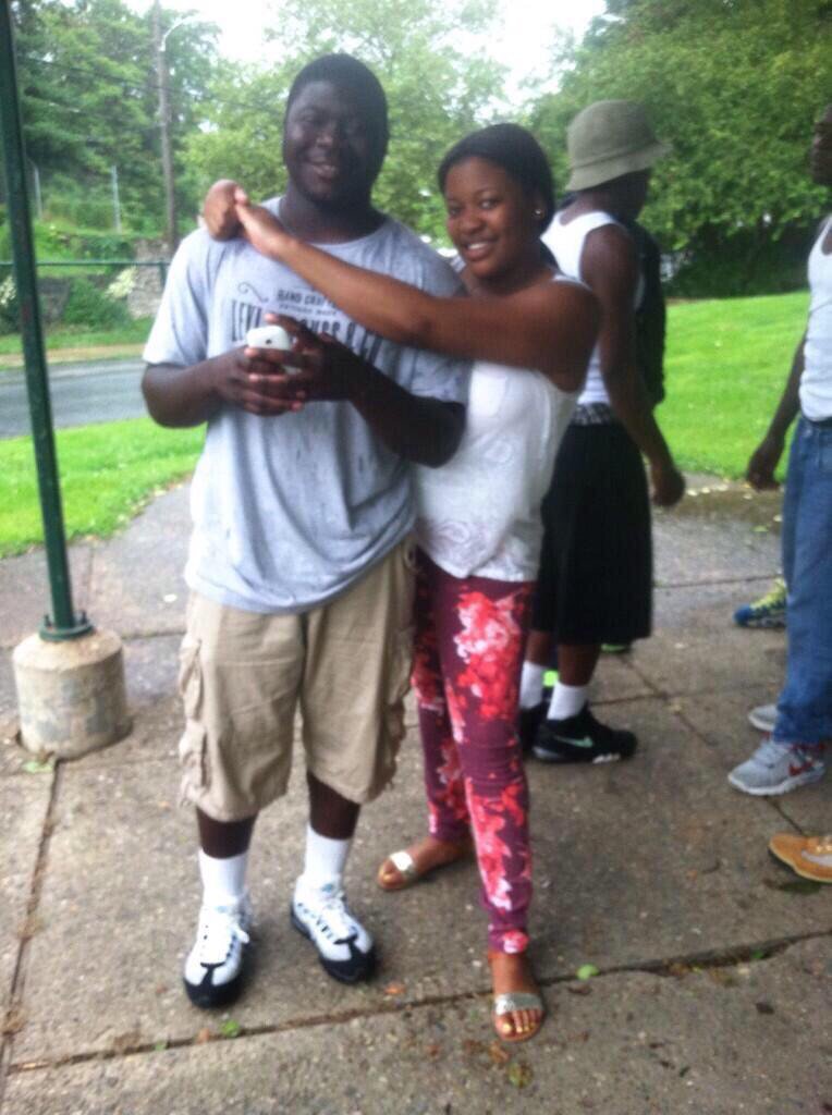 shakerrah__'s tweet photo. Throwback 😫.. Been about ya & I'm still about ya! #FreeMyBest https://t.co/EcWkmz9jKO