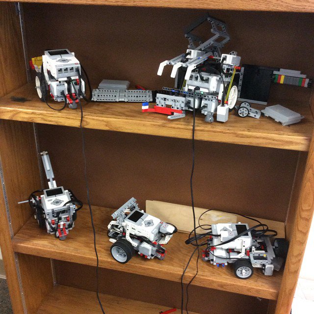 techknowlogic1's tweet image. Thank you @ParksJrHigh and @SherryDustin for providing us this wonderful robotics experience! #FLL #trashtrek