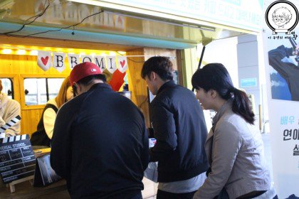 151111 Bomi 'Love Detective Sherlock K' Coffee Truck Support