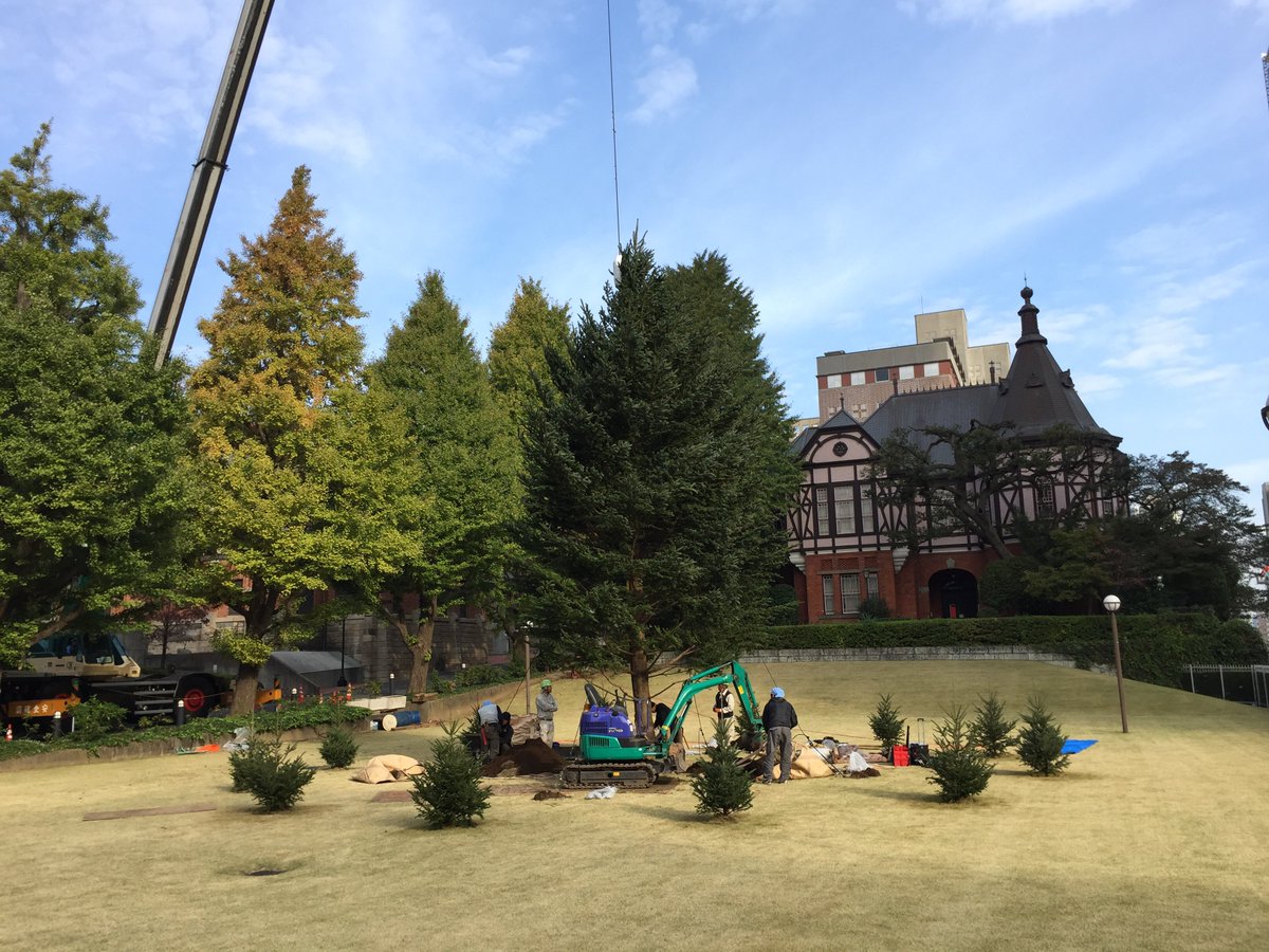 明治学院大学 白金キャンパスでは 点灯式に向けて準備中 点灯式は下記の日程で行われますので みなさんぜひお越しください 場 所 明治学院 白金キャンパス 記念館前芝生広場 日 時 11月日 金 16 30 17 00 T Co Nteg9z9a8p 明治学院大学 白金キャンパスでは 点灯式に向けて準備中 点灯式は下記の日程で行われますので みなさんぜひお越しください 場 所 明治学院 白金キャンパス 記念館前芝生広場 日 時 11月日 金 16 30 17 00 T Co Nteg9z9a8p