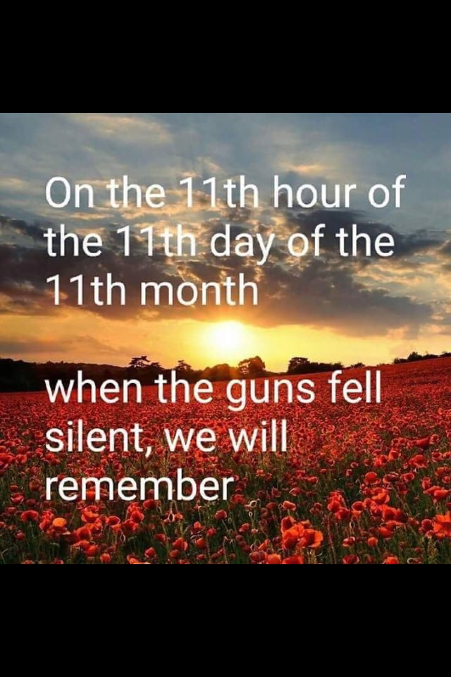 KitsOnHangers's tweet photo. ".......at the going of the sun we will remember them " @canadafootynews @PhilSearl @bluenose19611 @reidmp @MRODeee https://t.co/szu9pElDxu