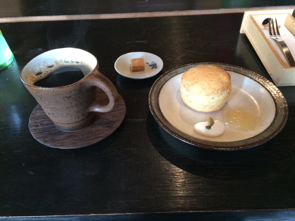MieKitahara's tweet photo. こびりで一人カフェタイム https://t.co/Awa9qvVm4h