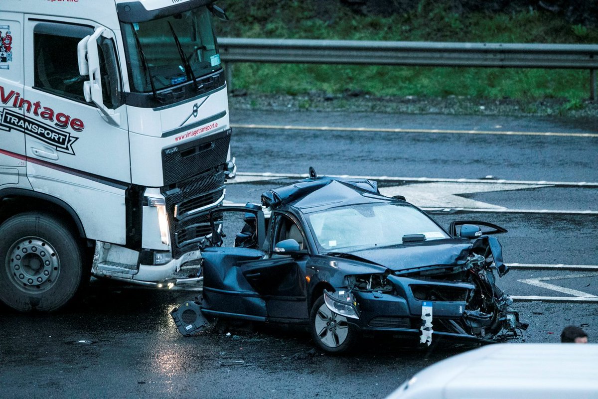 M50 closed southbound at junction 7, <a href="/GardaTraffic/">An Garda Síochána</a> advising it could be closed until lunchtime. Expect delays