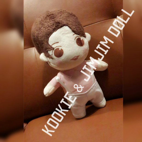 kookiejimdoll's tweet photo. [UPDATE] The factory sent us the picture of sample doll that already fixed (the face part hasn't finish yet) https://t.co/UJ9H8Im1m8