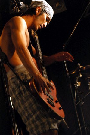 ベースの日だから好きなベーシスト晒す COCOBATのTAKE-SHIT #cocobat