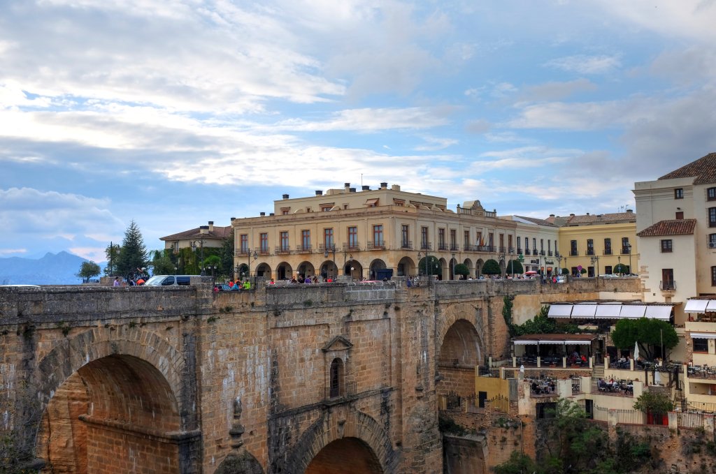 CostaDelSolMaga's tweet photo. 1000 reason´s to visit Costa del Sol. Ronda https://t.co/NgHUp08B8s https://t.co/Nds6jRmDoL