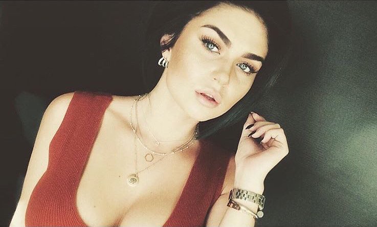 RoxyHazesFan's tweet photo. 4 verschillende looks van Roxeanne Hazes 😍😍😍 https://t.co/Q78TsKo1DB