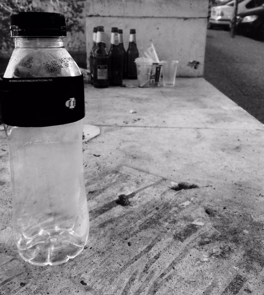madtrashmadrid's tweet photo. #ForeverAlone https://t.co/UH3ycbD2gj