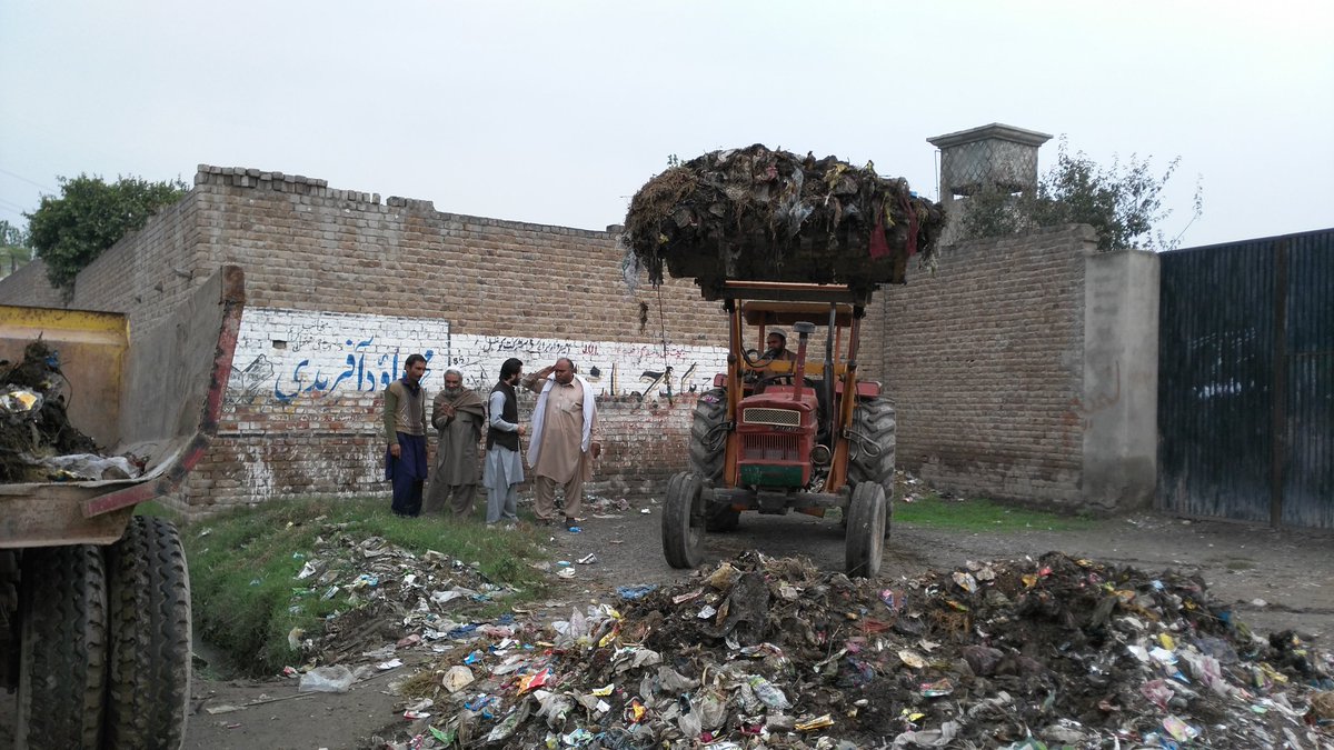 IKafridi_ISF's tweet photo. today clean up operetion of dust in #UC85 Pajaggi town || Peshawar
@PTIofficial https://t.co/tM5a5asTSf