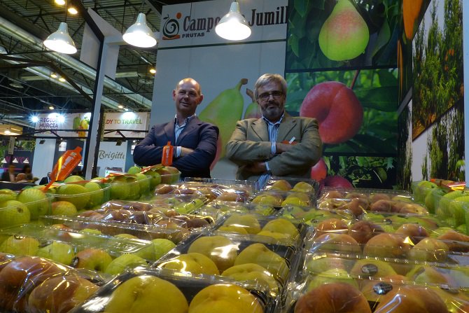 agrodiariomur's tweet photo. Campos de #Jumilla expone su “hecho diferencial”: la #PeraErcolini
https://t.co/enZnwcaFAa #Murcia @FruitAttraction https://t.co/adrTFWhqD5