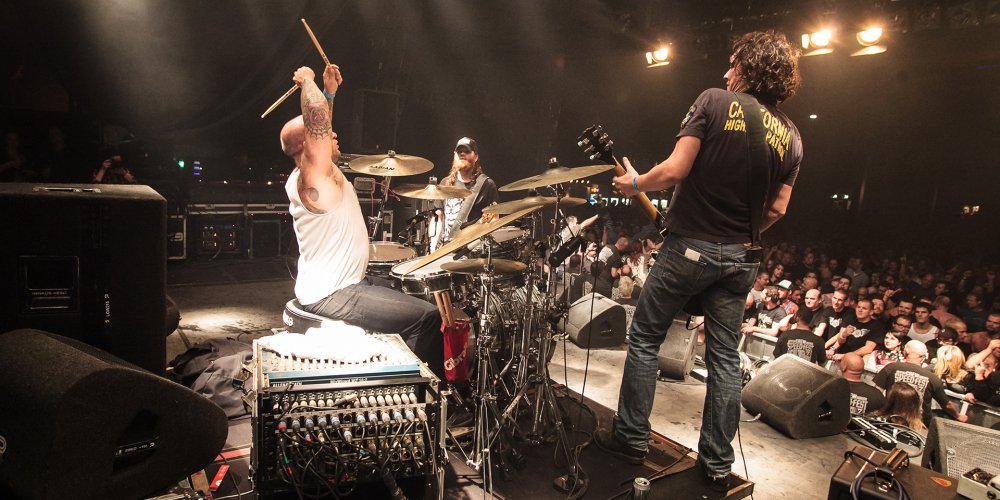 Speedfest's tweet photo. This year the 10th edition of Speedfest! For the complete list of bands that played Speedfest: ttp://ow.ly/UvyeT https://t.co/KUvlLmHjqK