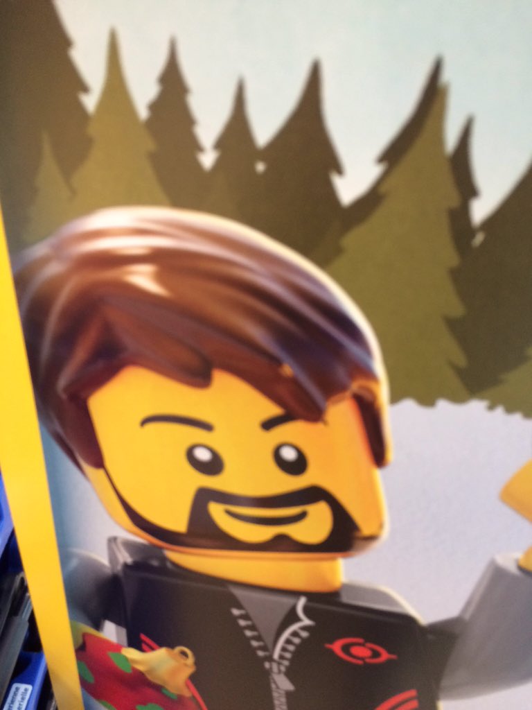 EntTopTeams's tweet photo. Why didn't we know that 1980's Gary had made it into the latest Lego mini figure series? #gatecovers https://t.co/pZeQM5R9Pc