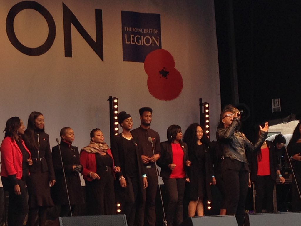 Incredible performance by @LCGCtweets #ArmisticeDay #SilenceintheSquare #Royalbritishlegion