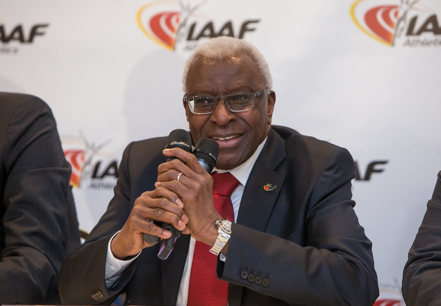 licharrier's tweet photo. #dopage #scandale #corruption : Lamine Diack démissionne du Comité international olympique (officiel) https://t.co/YTIyyJA0Vr