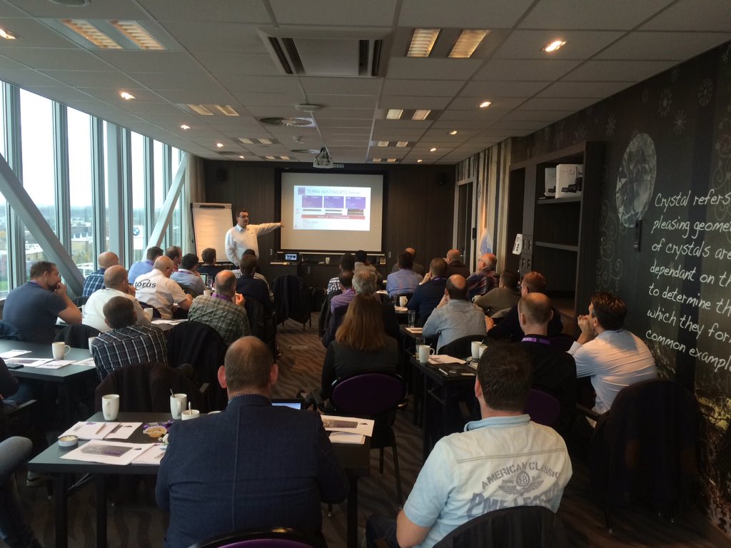 Kennis bijhouden met collega's <a href="/kendisictgroep/">Kendis, Digitale Oplossers</a> bij <a href="/TerracomputerNL/">Terra Computers NL</a> #cloudcomputing #Bootcamp