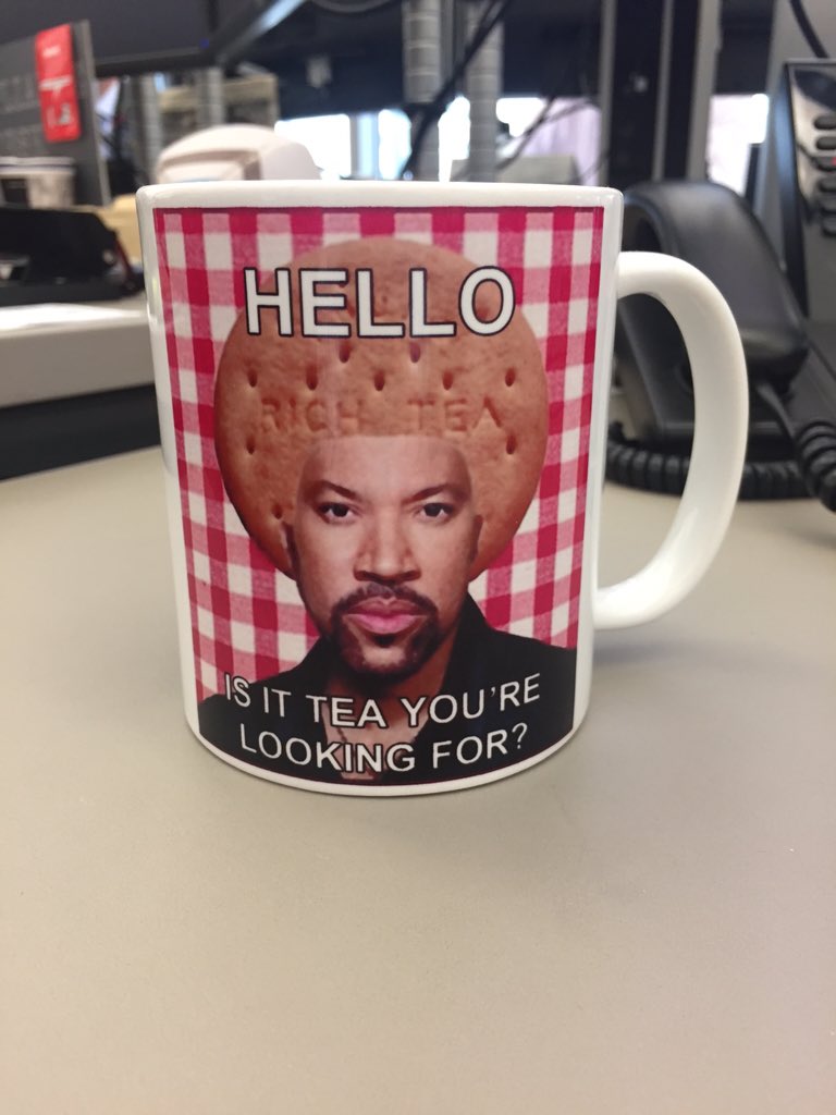 @simonjohnallen <a href="/philvarley1/">phil varley</a> Would be good to see him again as I need to give him his mug back