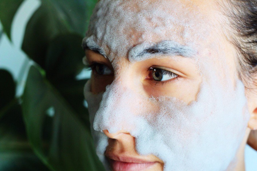 Кислородная маска для лица. Маска пузырьковая liftheng. Елизавекки маска бабл. Пузырчатая маска для лица. Пенящаяся маска для лица для девочек.