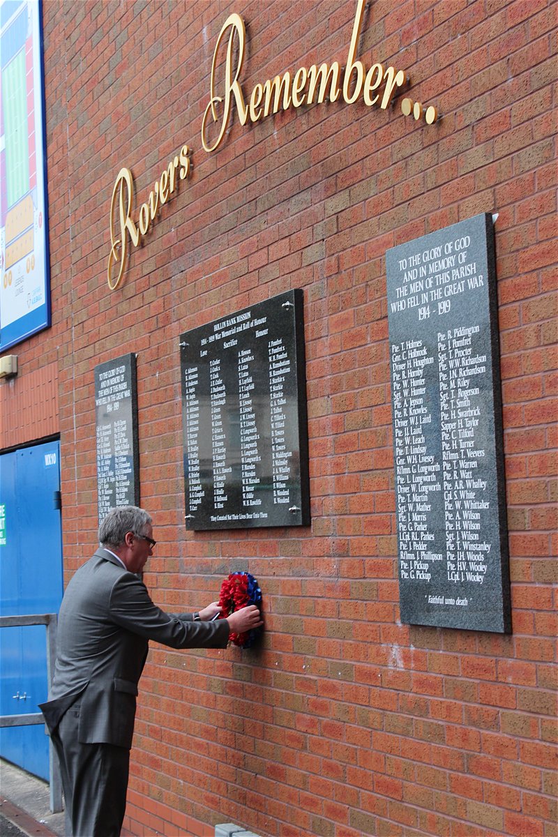 Rovers's tweet image. Club Chaplain Ken Howles lays a poppy wreath at the Blackburn Rovers Memorial #ArmisticeDay