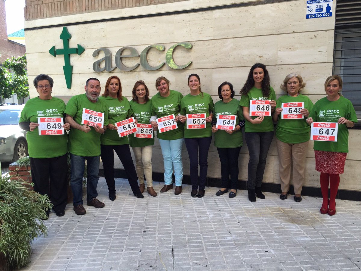 Nos vamos de carrera solidaria!! 15/11 hoy estaremos en El Corte Ingles #Cordoba #aecccordoba #cordobaenmarcha