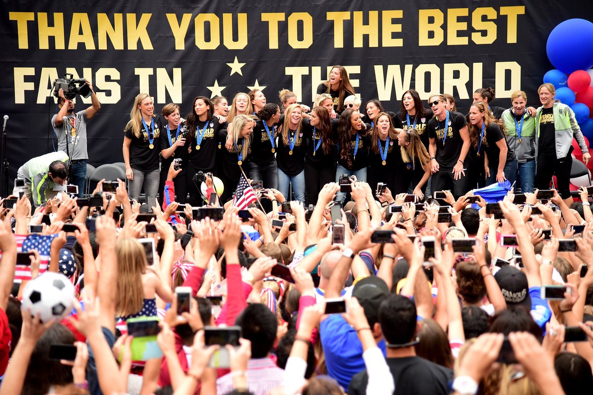 FIFAWWC's tweet photo. THANK YOU @TEAMSconference for Award! 
#FIFAWWC : 2015 Best Professional Series or Circuit. 
https://t.co/ePD2rxrxXD https://t.co/IaWWsJ0XkU