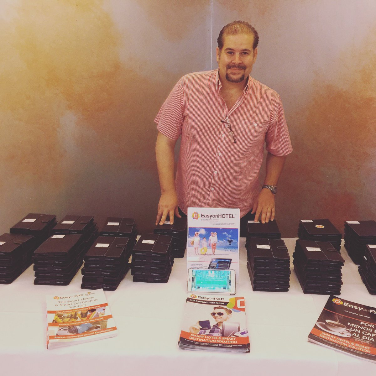 EasyonPAD's tweet photo. Nuestro compañero Miguel López en el Stand Easyonpad, en la The 5th Nordic Blue Star Conference. https://t.co/7W7EIh0a30