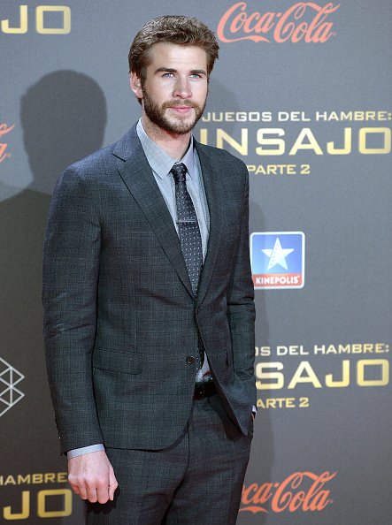Hemsworth_News's tweet photo. Liam Hemsworth attends 'The Hunger Games: Mockingjay Part 2' Premiere in Madrid, Spain #MockingjayMadrid https://t.co/t28A4Lp0Ww