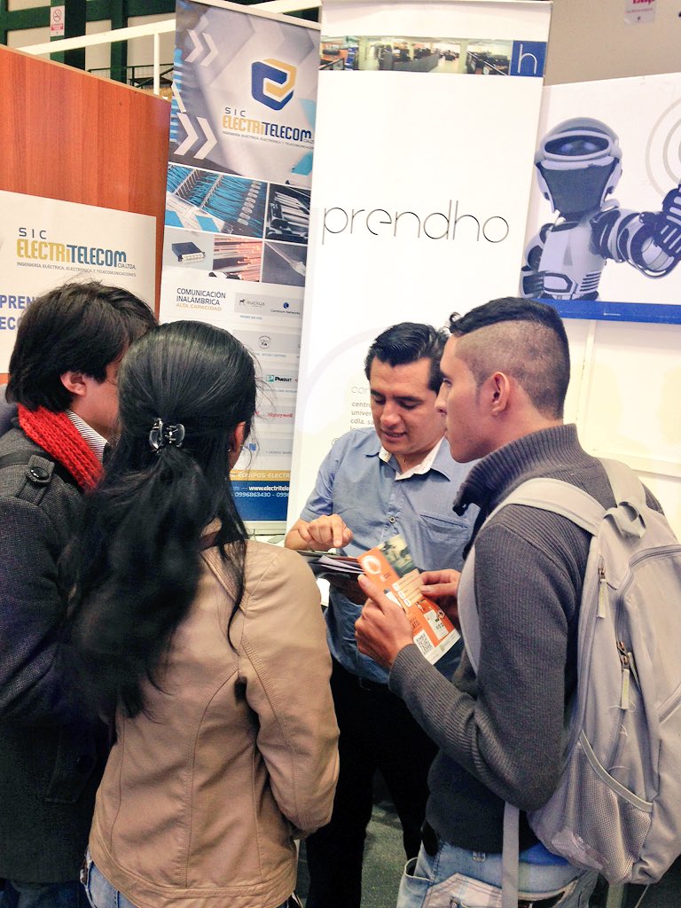 prendho's tweet photo. @KRADAC_ muestra sus productos innovadores en evento "Loja Zona de emprendimiento e innovación" #LojaInnova https://t.co/PT10ZZeB0G