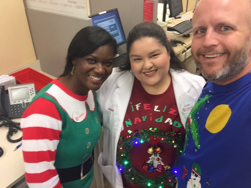 T0176 is holiday ready.  Amazing guests - 100% YTD and nailing immunizations.  TY Angela.  Tis the season 🎄❤️