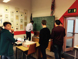 Schulung der Jugendfeuerwehrwarte feuerwehr-minfeld.de/2015/11/11/sch…