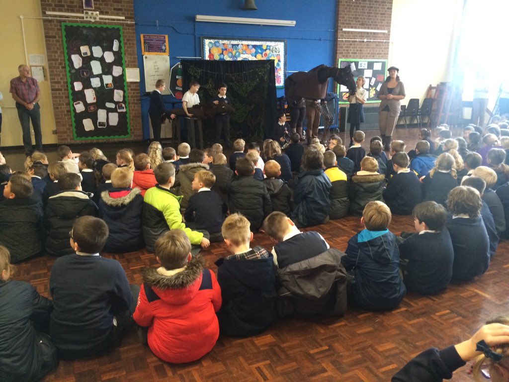 Two minute silence for Armistice Day, accompanied by 'The Last Post' by Mr Jaggard and @Bindlestickarts war horse